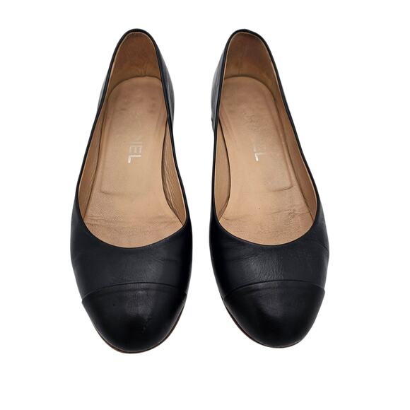 Chanel CC Cap Toe Ballet Flat Slipper Black Leather Chain Size 36.5 US 5.5 6 - Picture 3 of 12